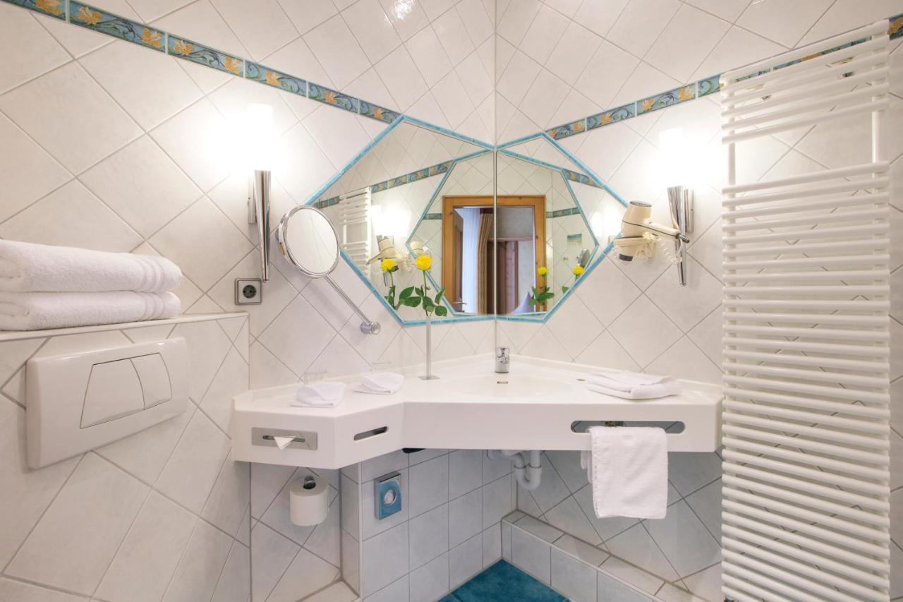 Hotel Petershof 콘스탄츠 외부 사진